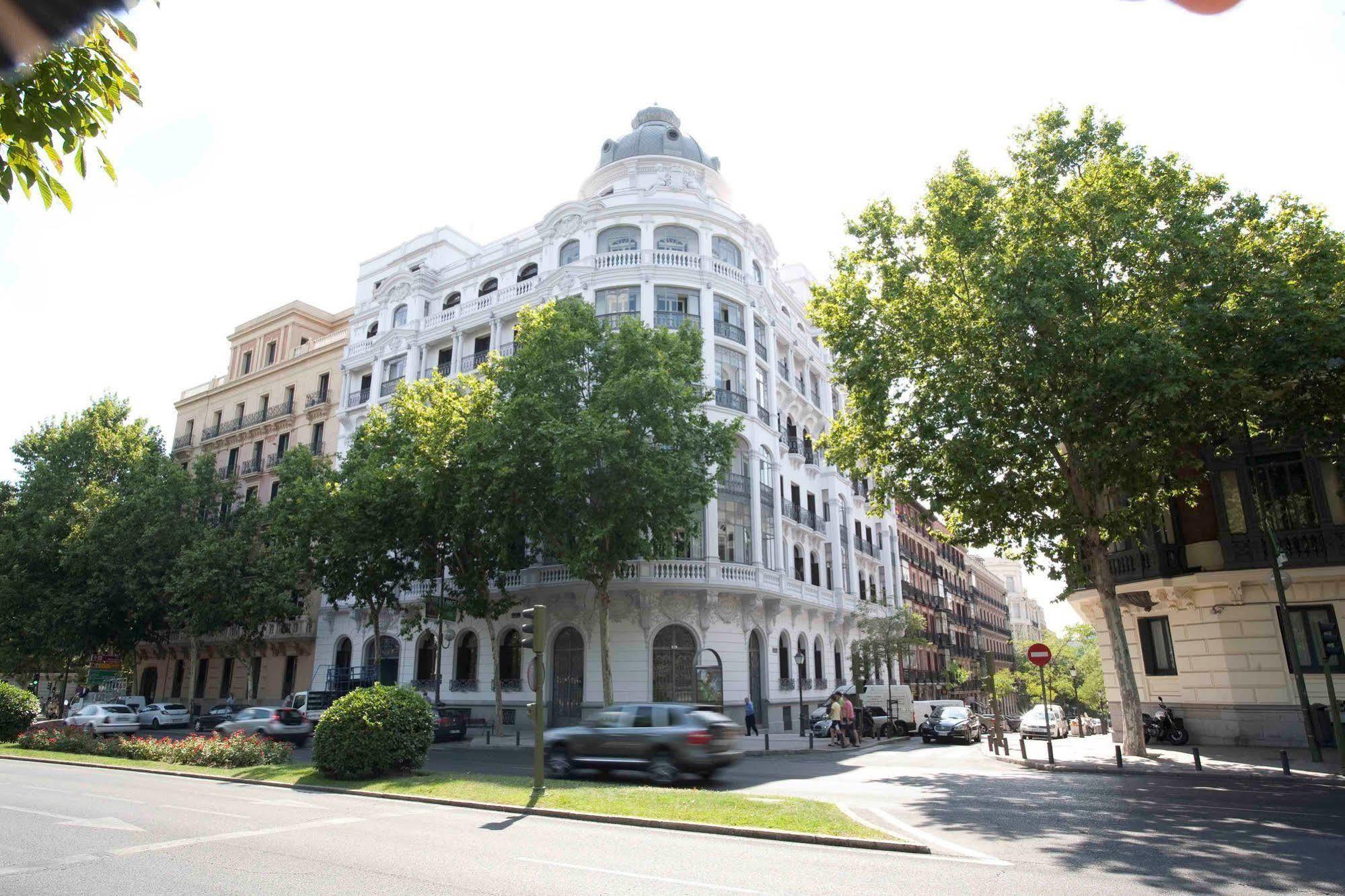 Petit Palace Savoy Alfonso XII Madrid Exterior photo